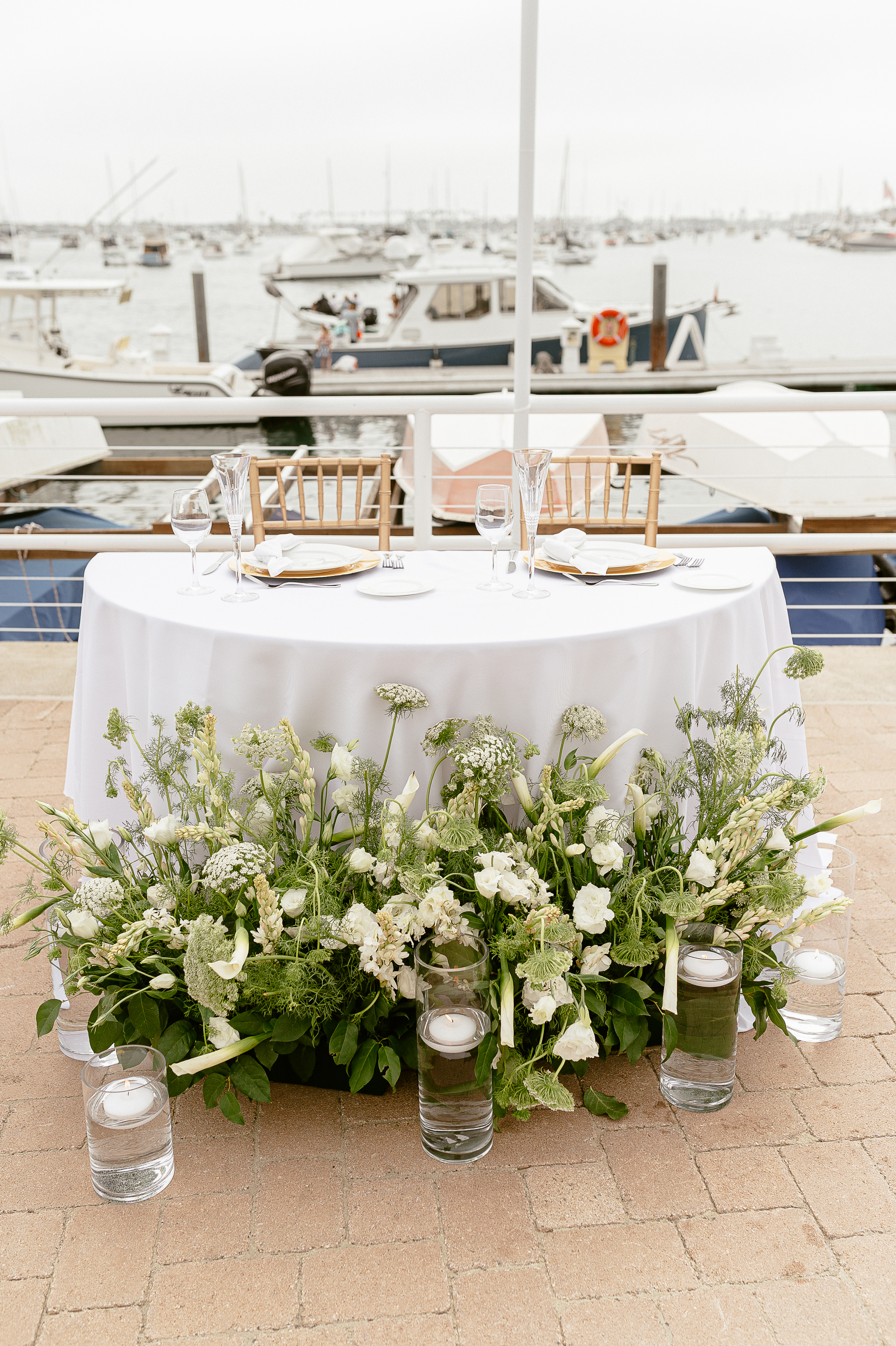 B & G Table